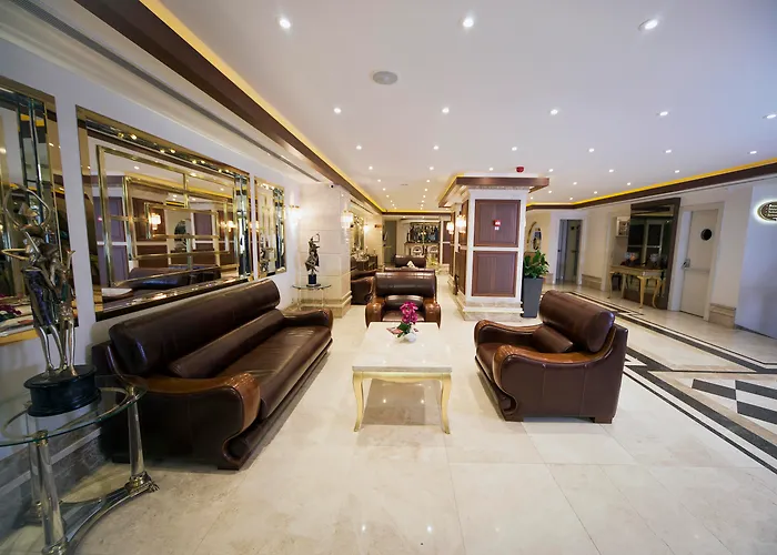 Grand Asiyan Hotel