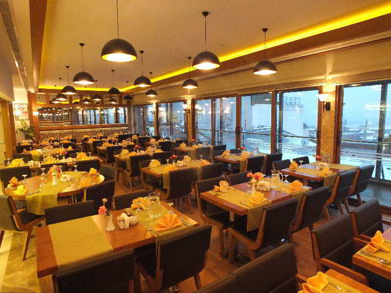Grand Asiyan מלון 4*