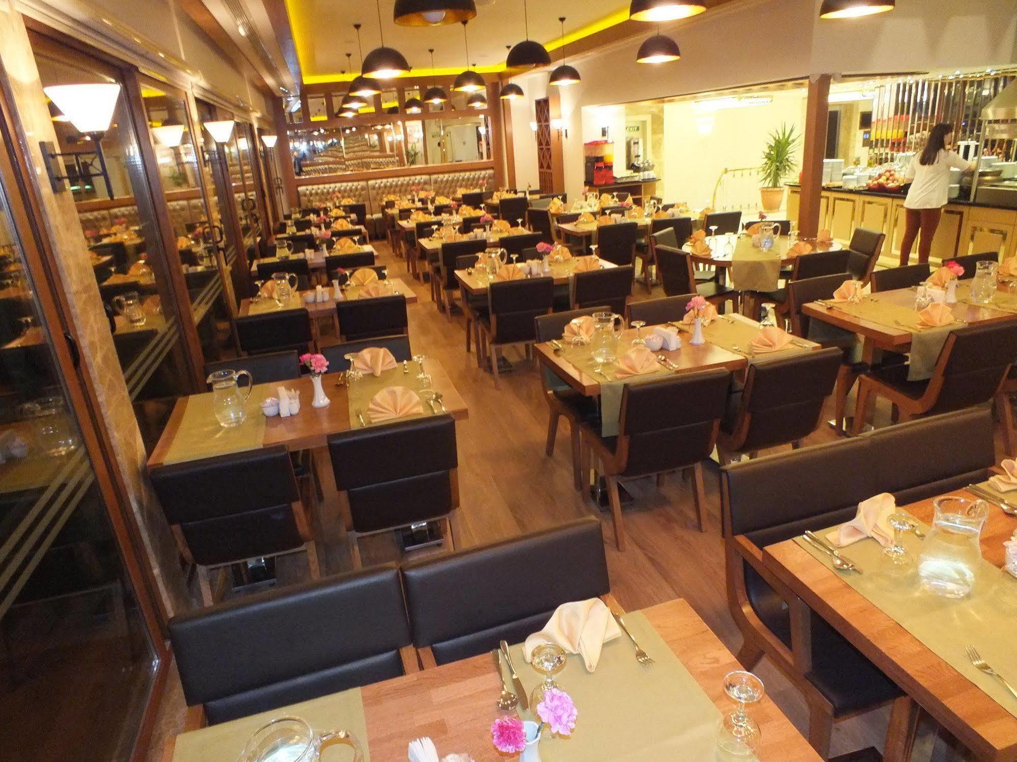 מלון Grand Asiyan 4*